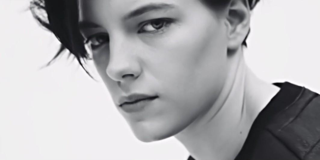 Erika Linder's image